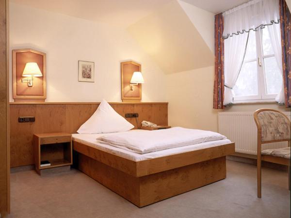 Hotel "Untere Muehle" Schwabmuhlhausen Экстерьер фото